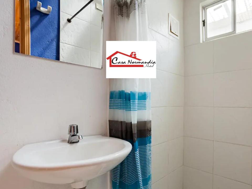 Hotel Casa Normandia Bogota Bagian luar foto
