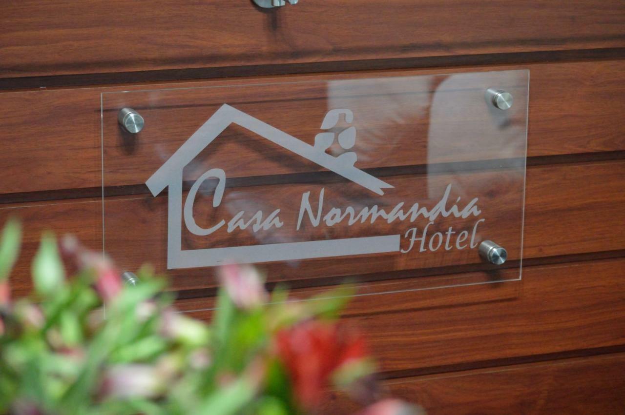 Hotel Casa Normandia Bogota Bagian luar foto